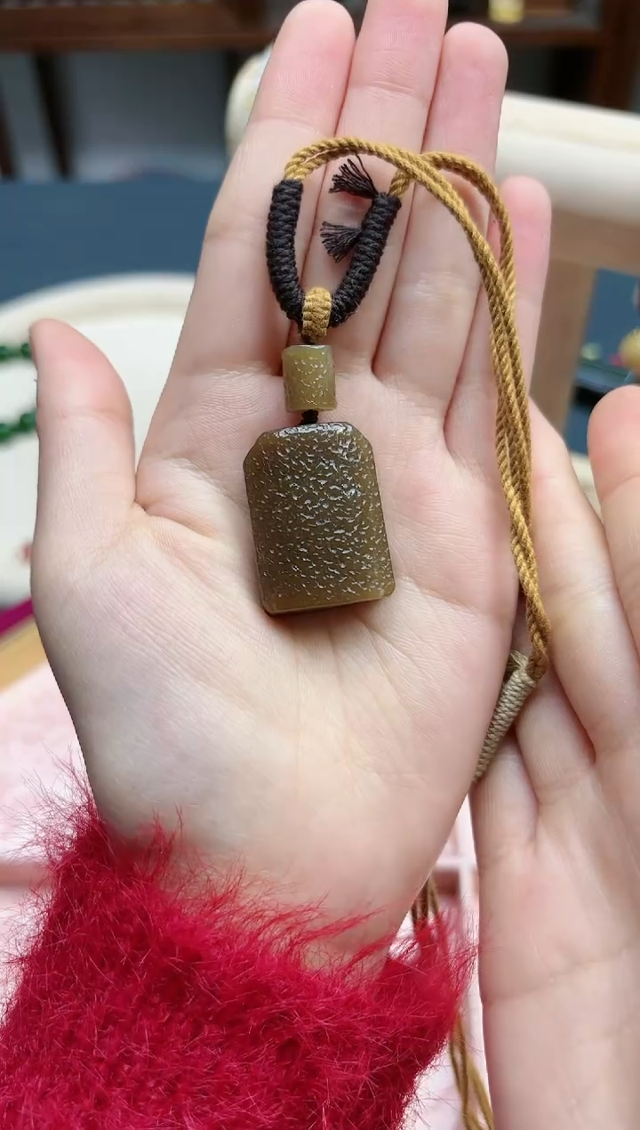 【闪购商品】和田玉吊坠未镶嵌和田玉糖料无事牌吊坠*1 SY