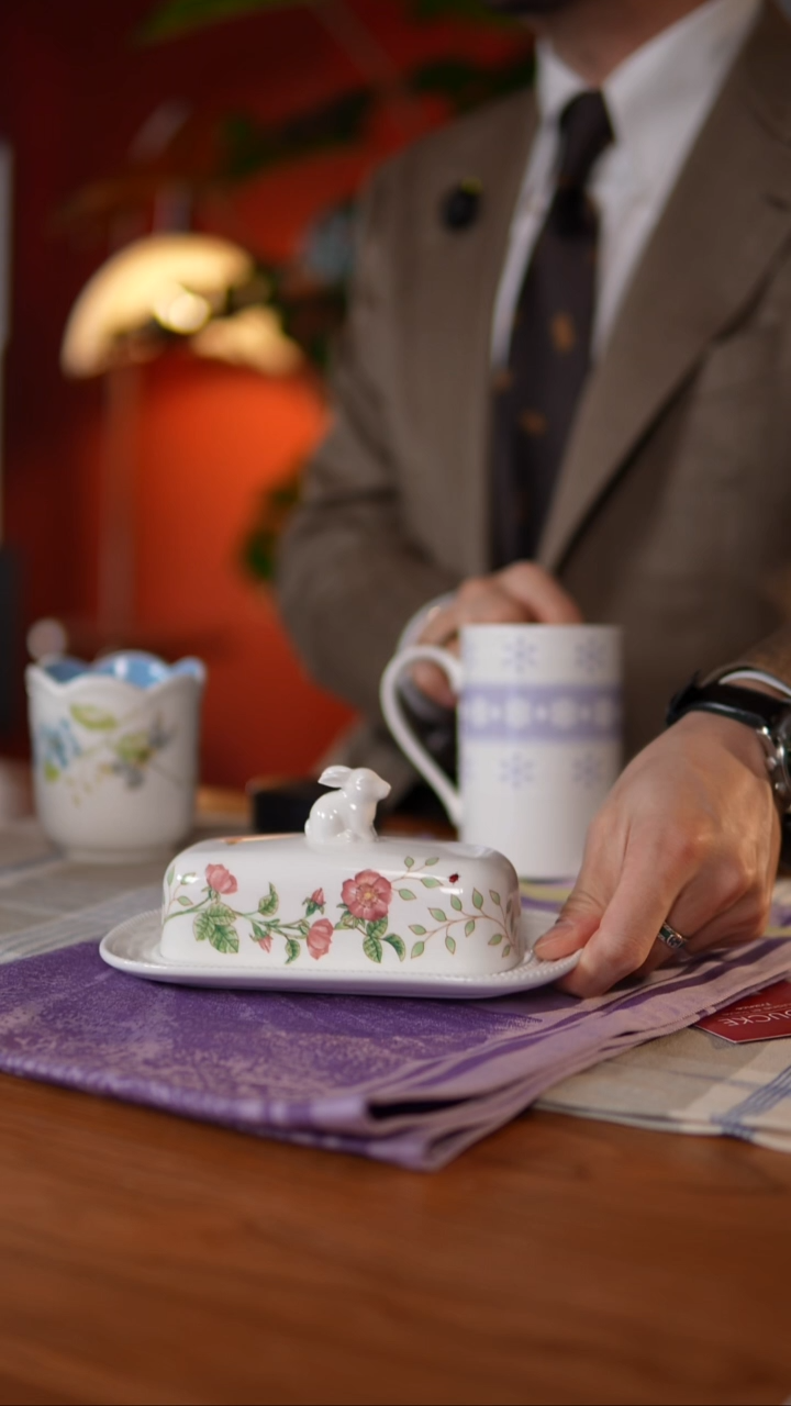 当代【LN家】18.5*11CM 兔子黄油盒