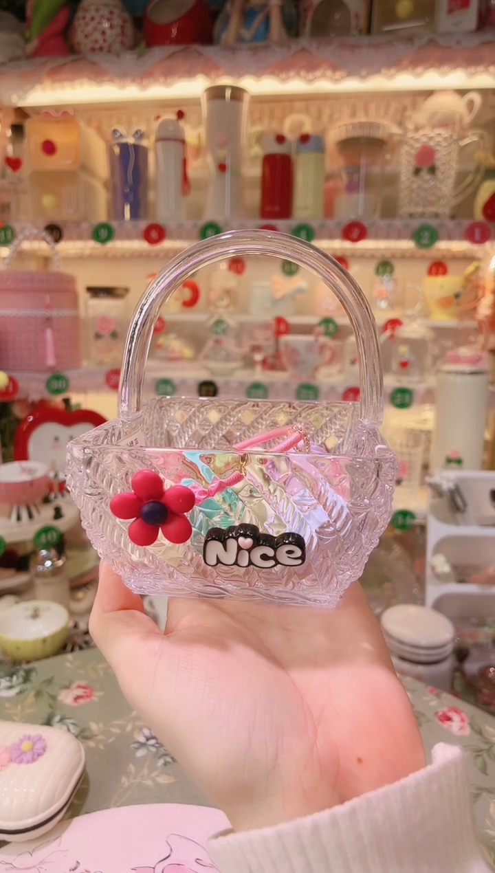 【闪购商品】摆件方形浮雕小提篮品质好，发货快，放心拍