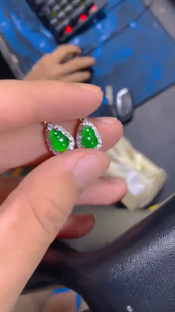 【闪购商品】翡翠耳饰未镶嵌0783321301多样性发一