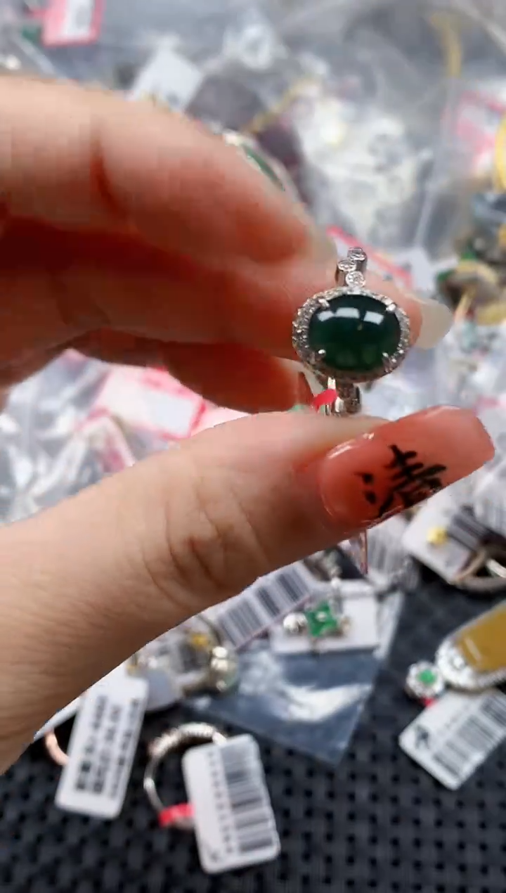 银S925镶嵌戒指翡翠天然A货缅甸翡翠