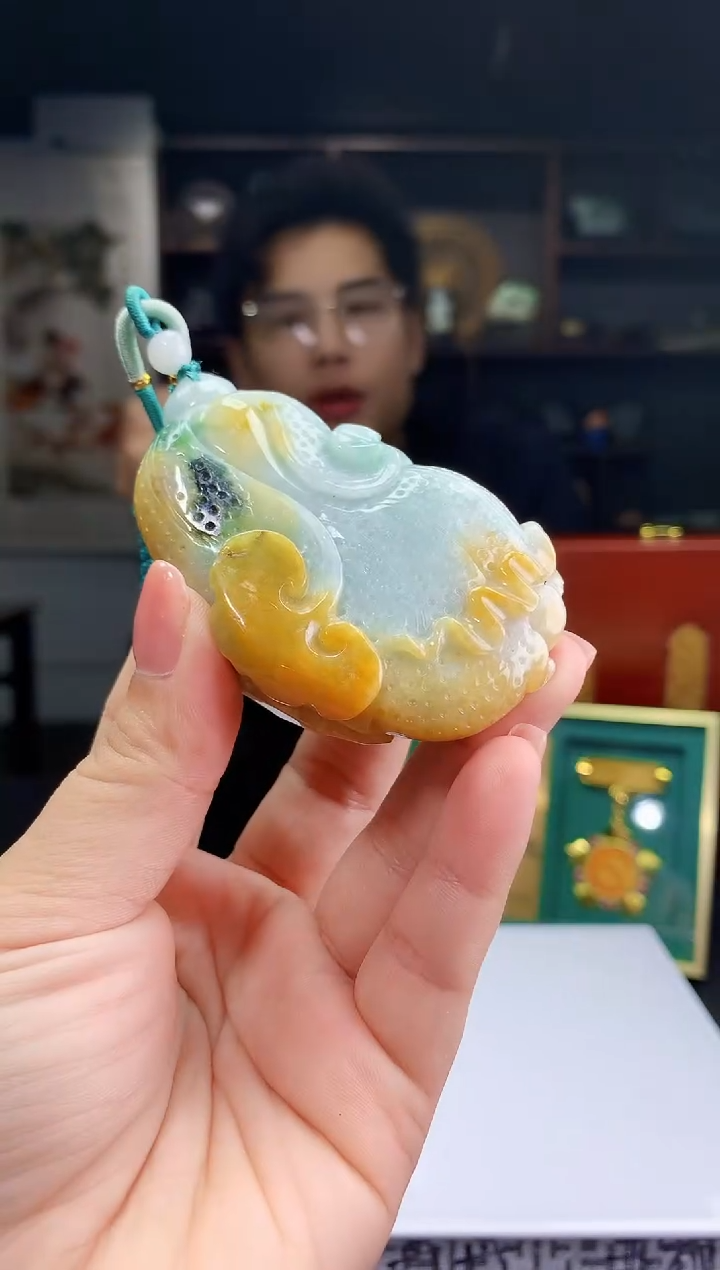 翡翠未镶嵌颈饰翡翠A货