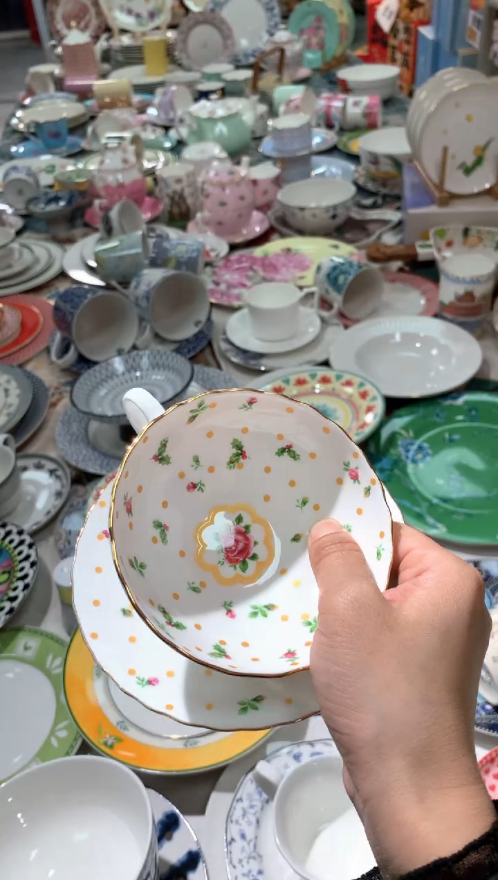 【闪购商品】瓷片陶瓷原单CC712餐具1个