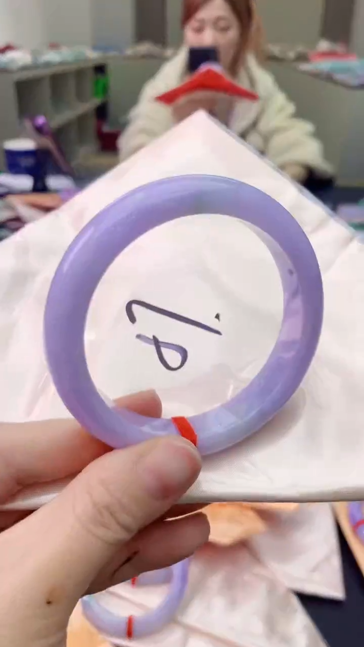 【闪购商品】翡翠手镯未镶嵌0313921073