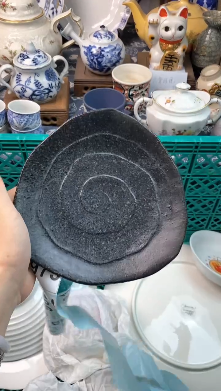 瓷片L****卡[○･｀Д´･ ○][○･｀Д´･ ○]