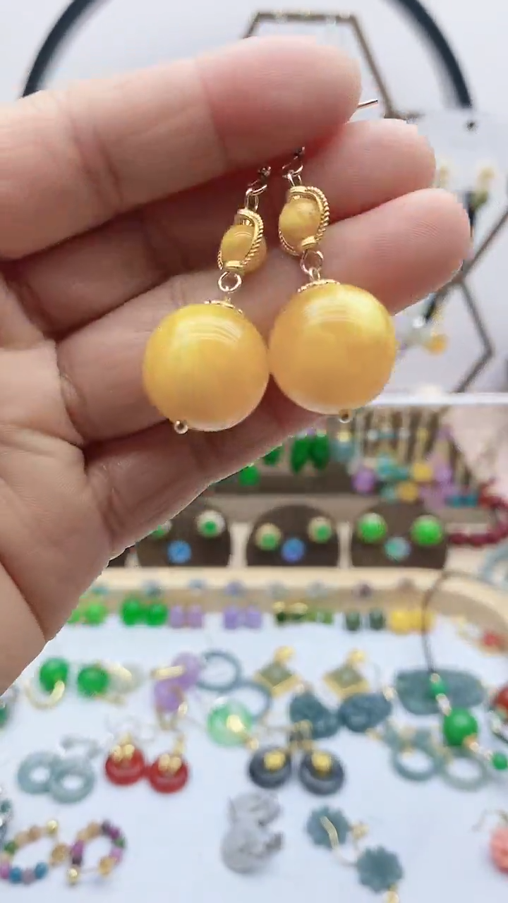 蜜蜡未镶嵌耳饰186