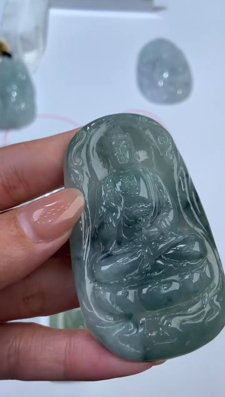 翡翠未镶嵌挂件2204893  