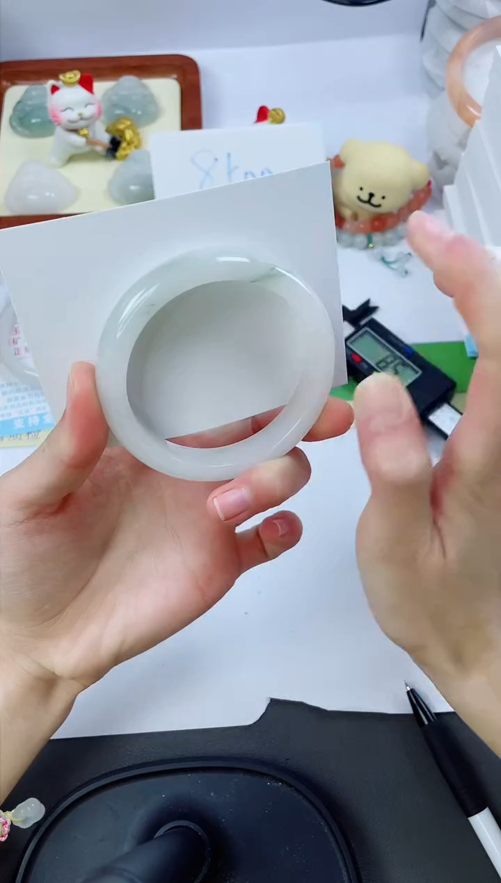 【闪购商品】石英质玉手镯未镶嵌29-56.6