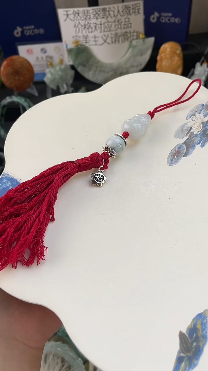 未镶嵌手链翡翠手工定制默认微瑕播介绍为准