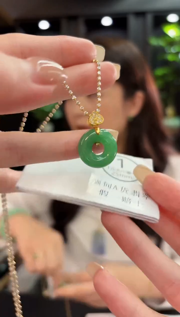 吊坠(不含链)未镶嵌翡翠缅料A货/多样性发货/一件