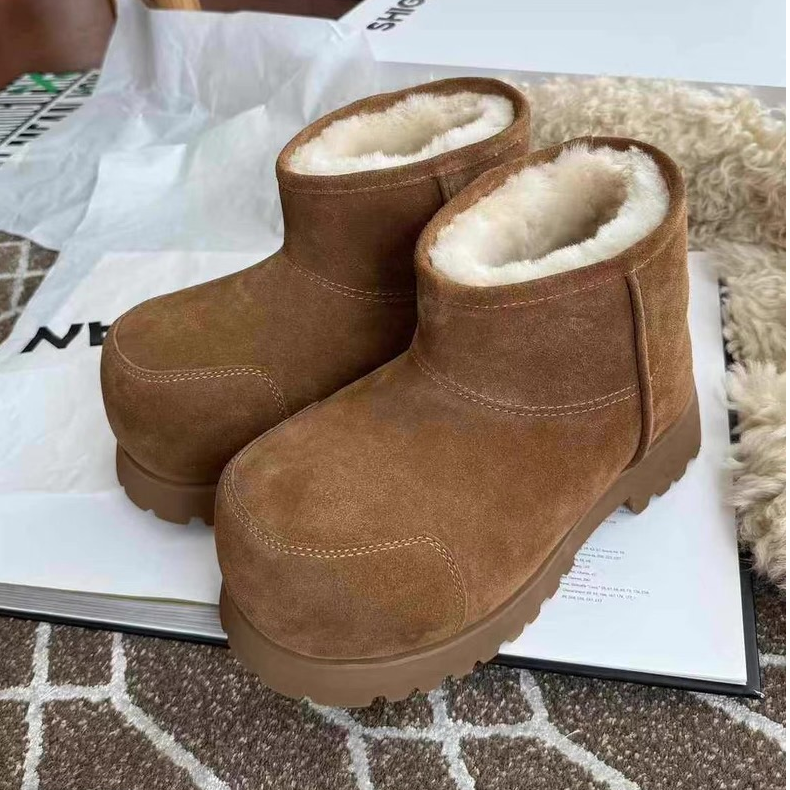 诗歌兰真皮女靴冬款时尚厚底英伦风羊毛保暖大头雪地靴短靴