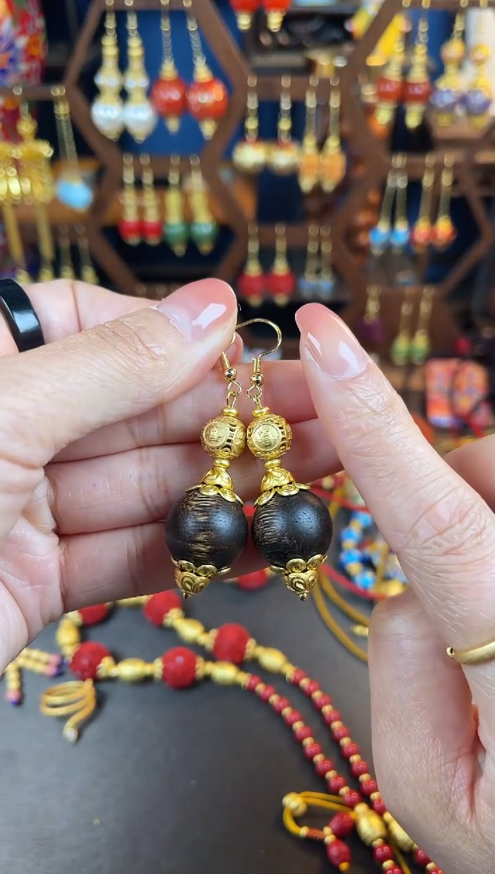 【闪购商品】沉香摆件臣妾做不到木木款耳钩