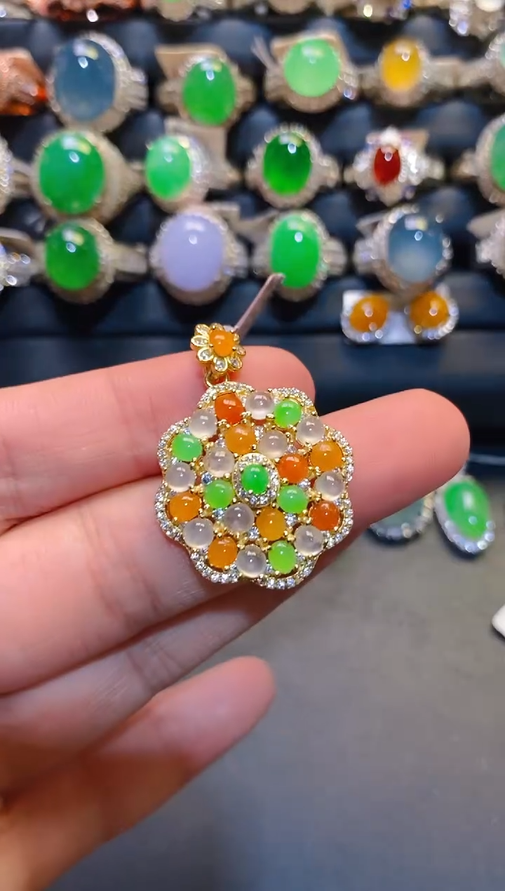 银S925镶嵌翡翠耳饰天然