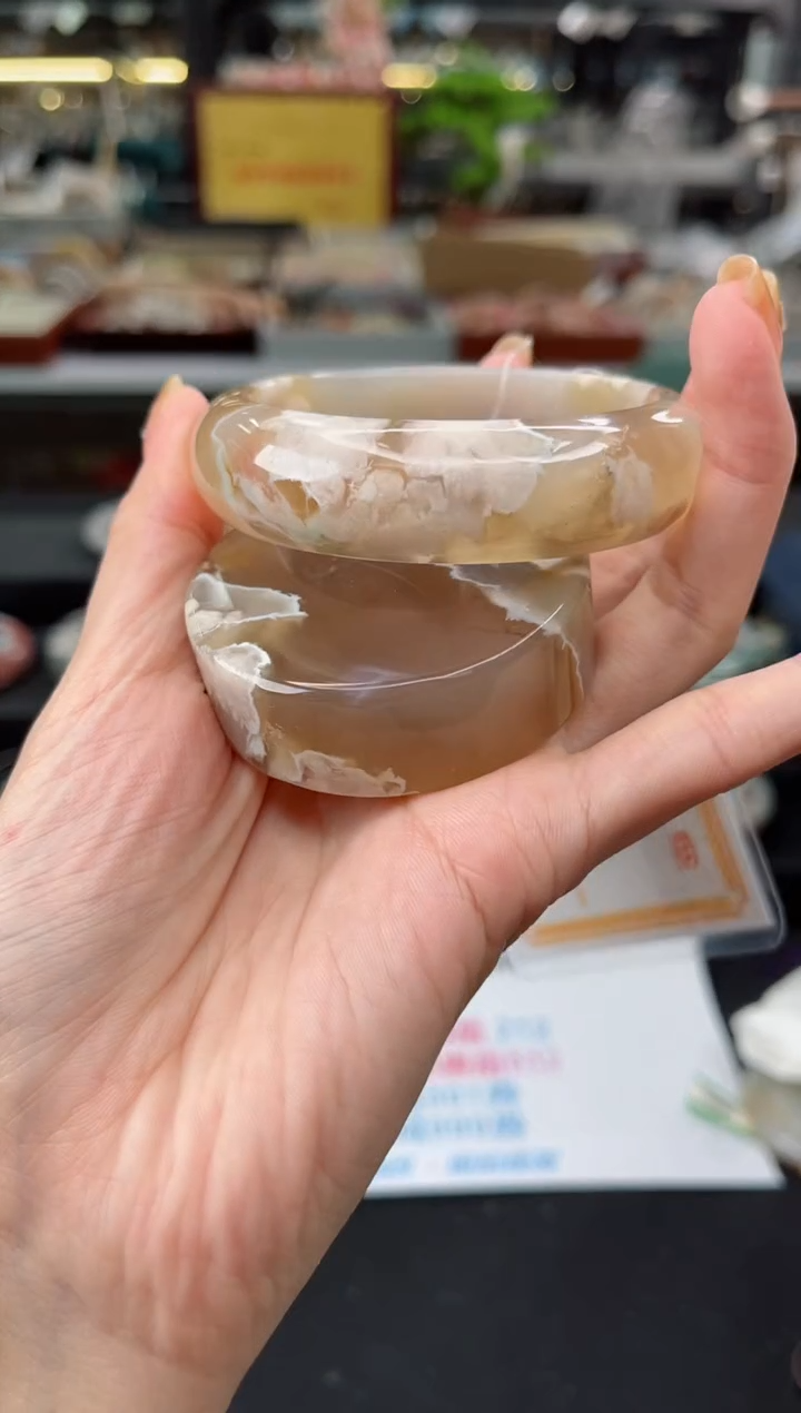 【闪购商品】石英质玉手镯未镶嵌58圈口（赠品镯心）6362412