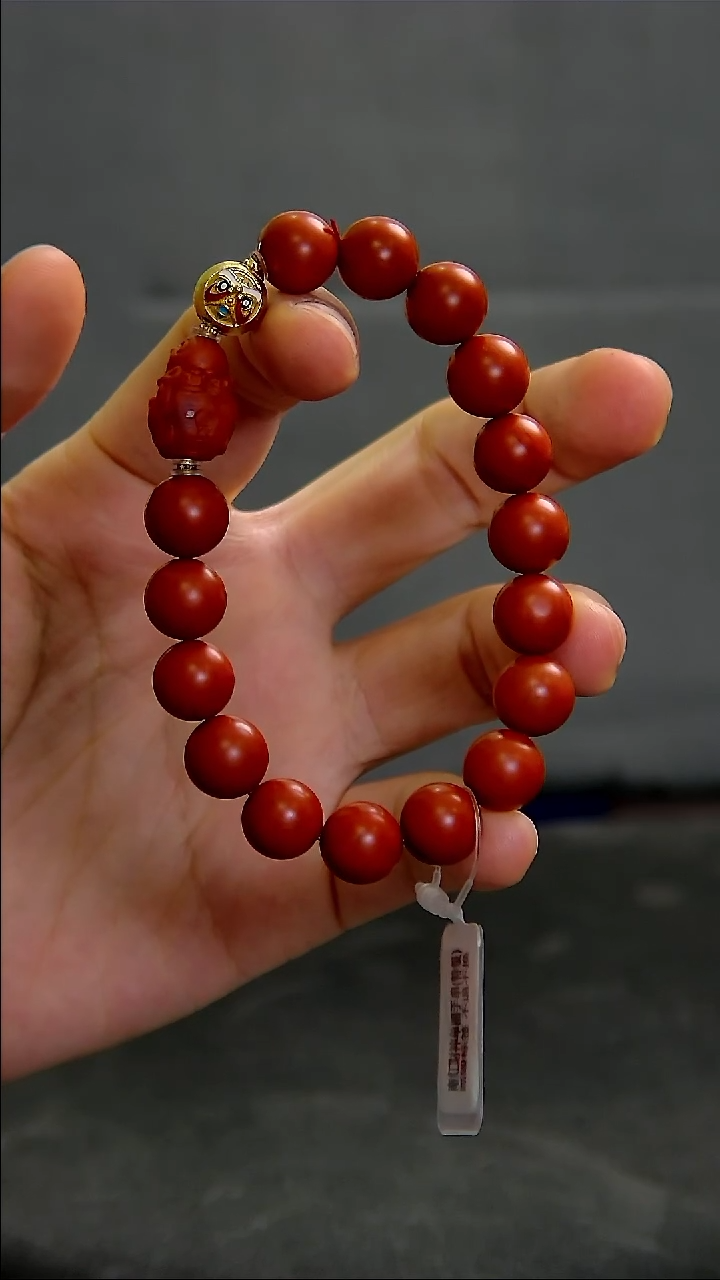 南红玛瑙手串未镶嵌028ZB0608产品一个