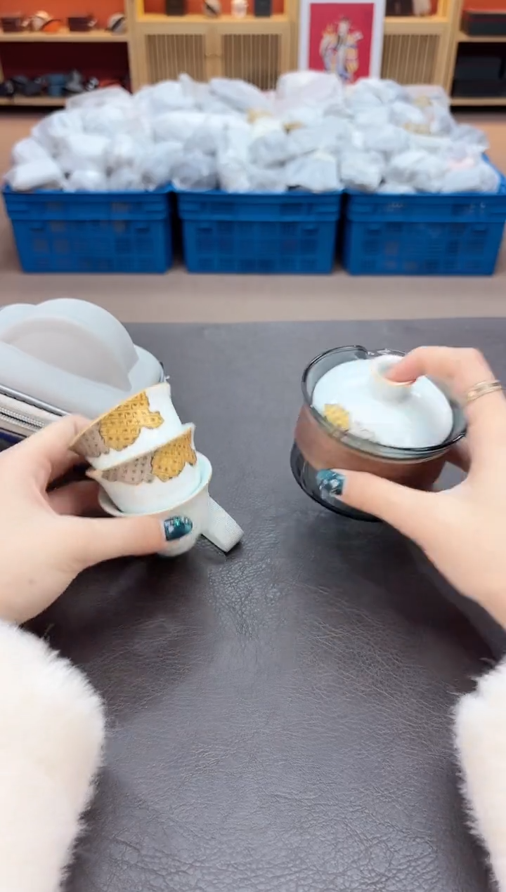 【闪购商品】摆件瓷SC1111111111111