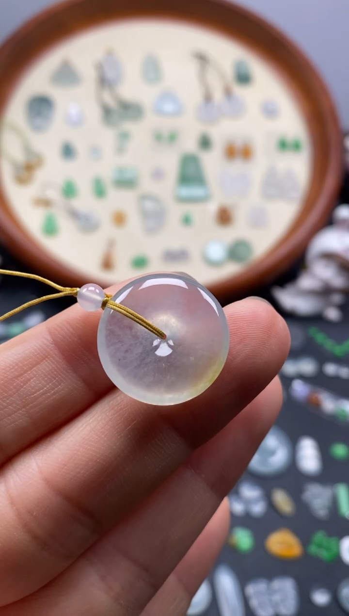 颈饰未镶嵌翡翠高冰黄翡扣子/芬