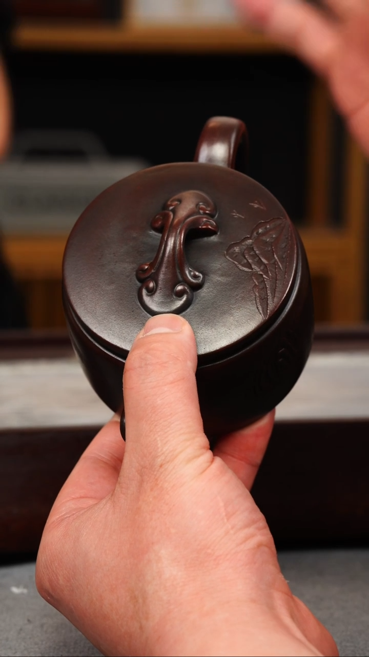 【闪购商品】紫砂茶壶古乌泥 汉瓦 观山