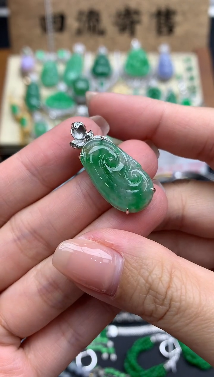 【闪购商品】翡翠颈饰18K金镶嵌275-中国好珍宝