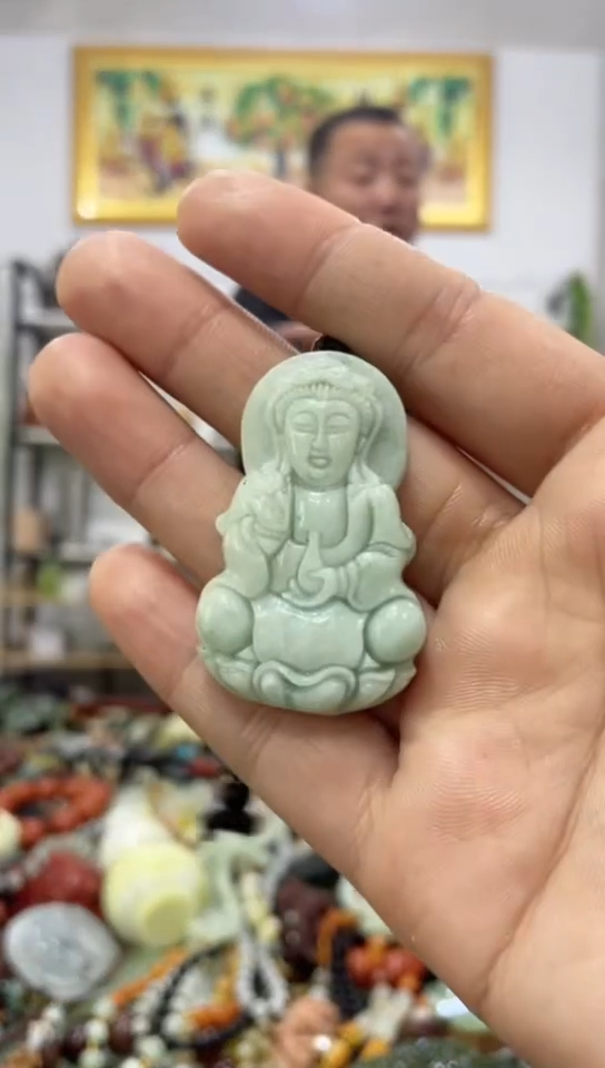 未镶嵌岫玉吊坠    