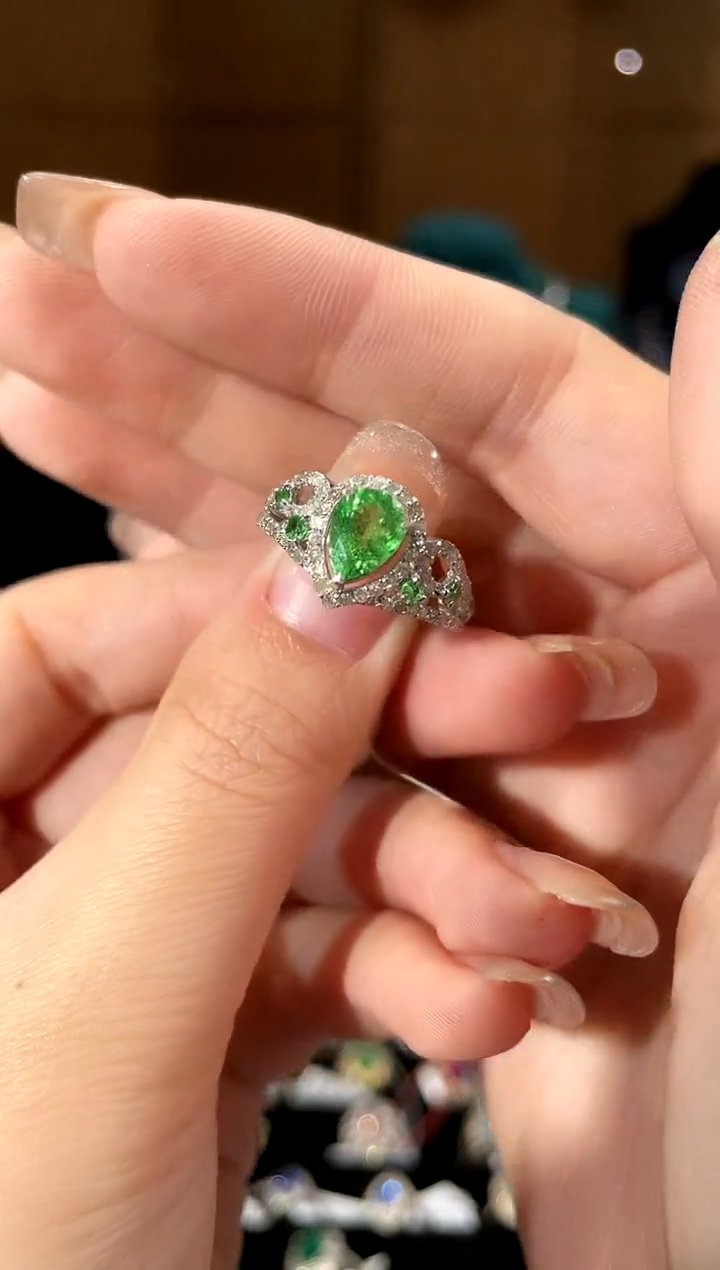 石榴石（沙弗莱）戒指银S925镶嵌戒指