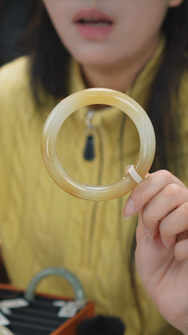 【闪购商品】和田玉手镯未镶嵌101号天然和田玉手镯拍一发一58