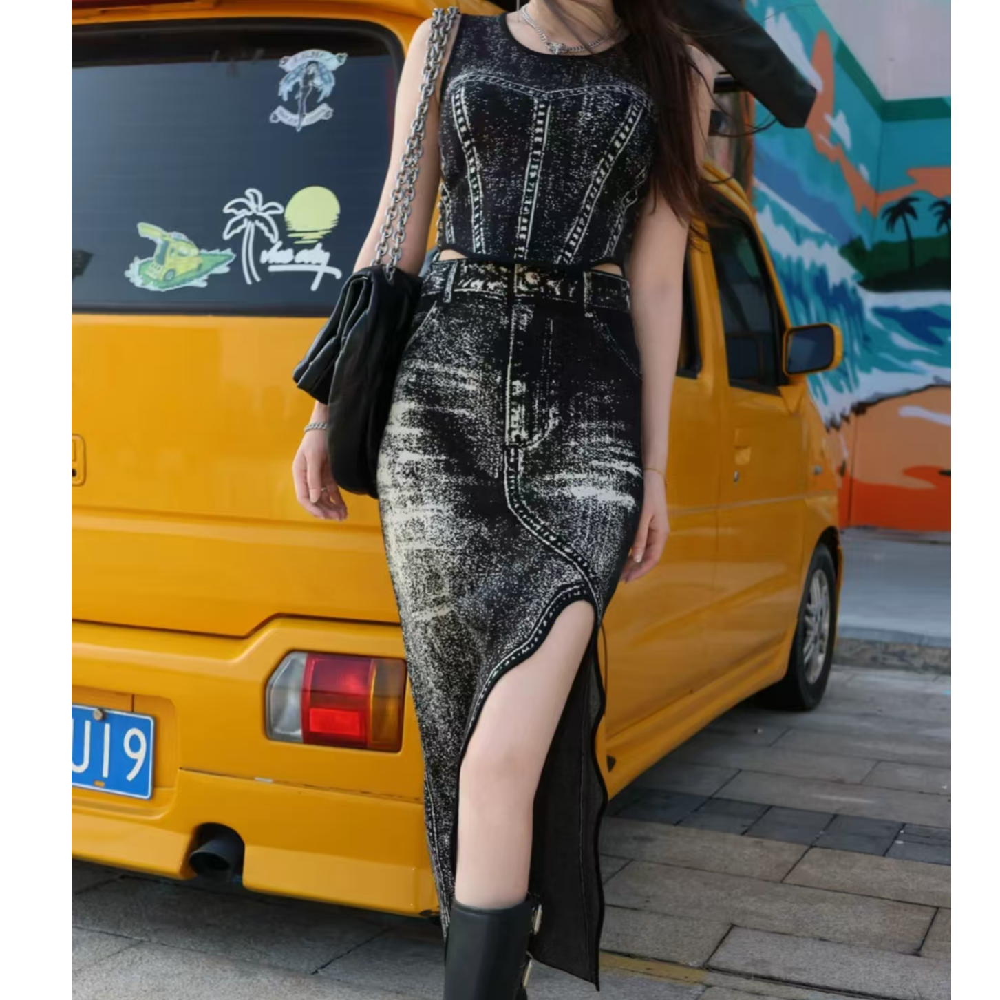 APL-黑色玫红色背心1E0153+吊带1E0155+半裙1E0156