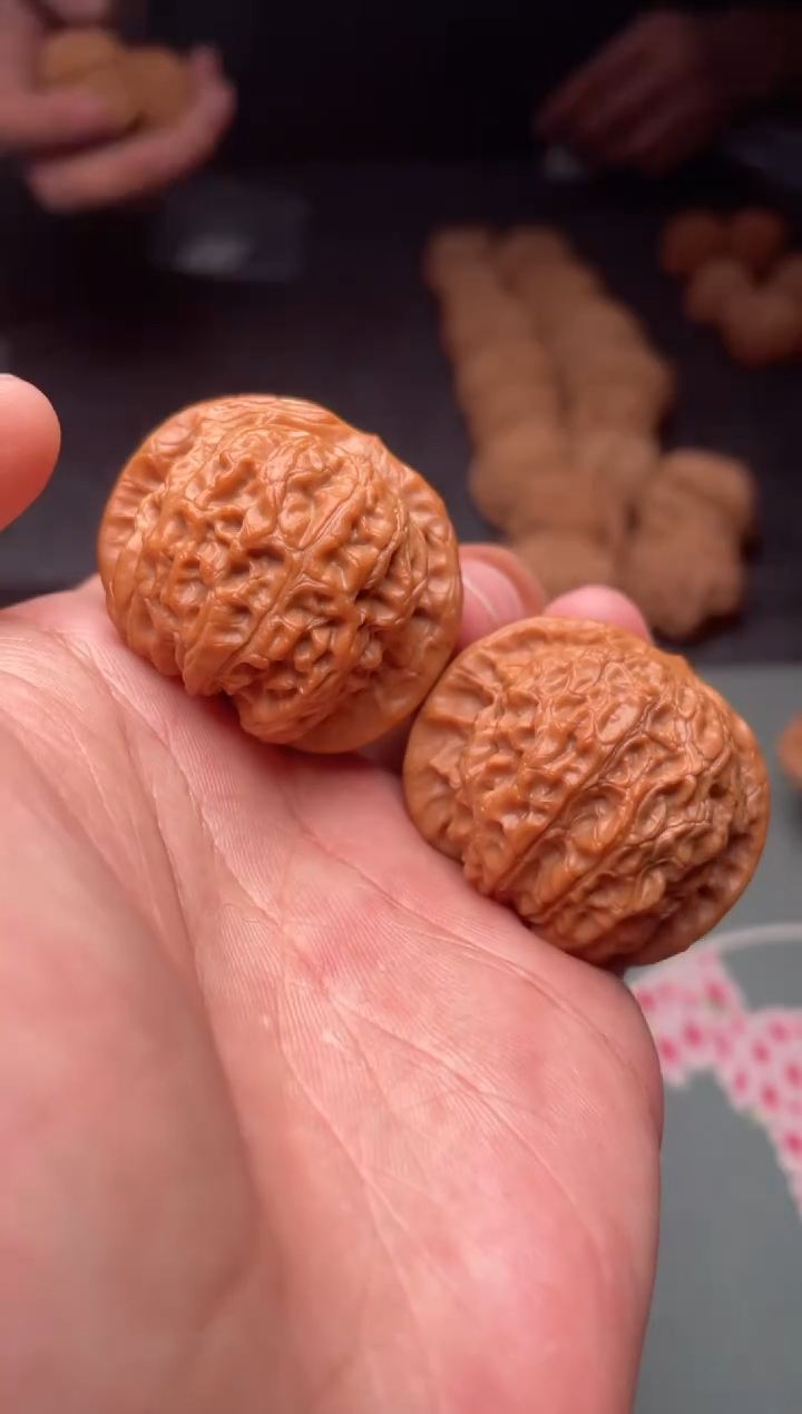 把件文玩核桃a156  血麒麟   37尺