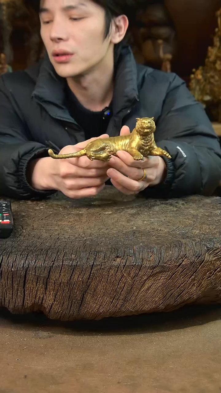 【闪购商品】黄铜卧虎