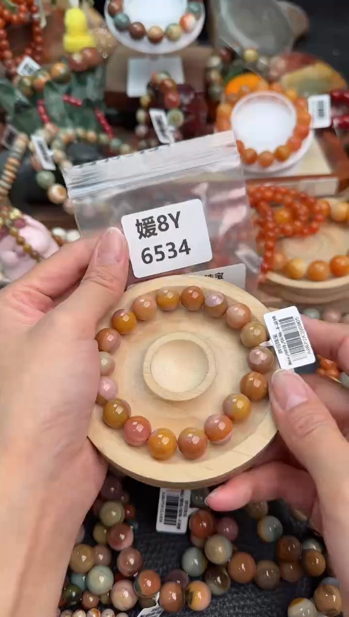 【闪购商品】石英质玉手链未镶嵌8Y6534