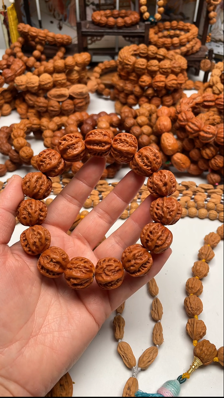 手串桃核坐***阔小核桃