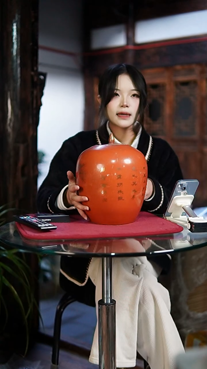 杨***师描金仙鹤冬瓜罐