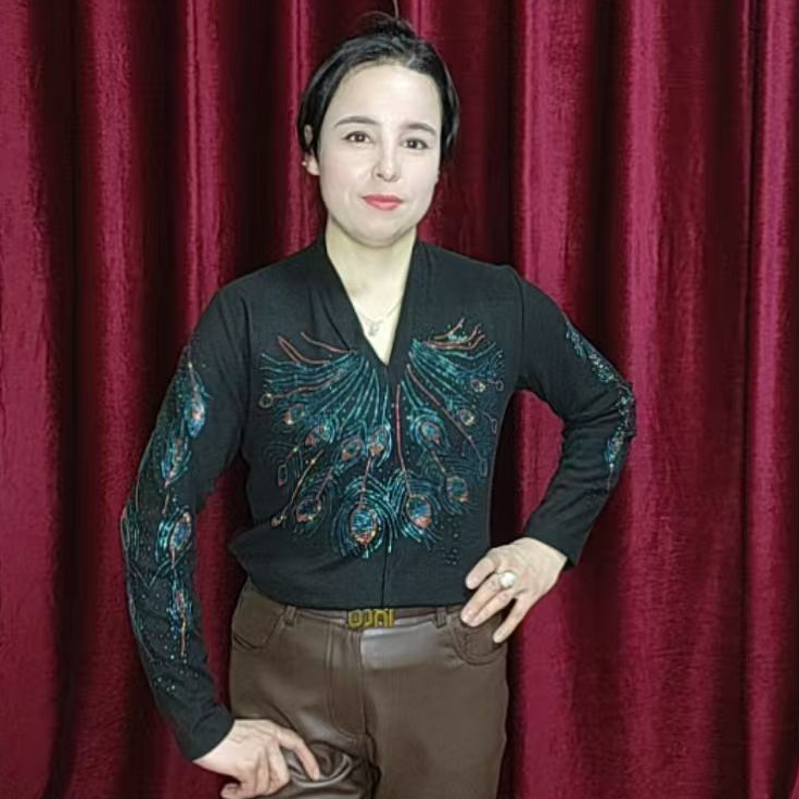 女装 yigilikgagsar上衣 和田发货