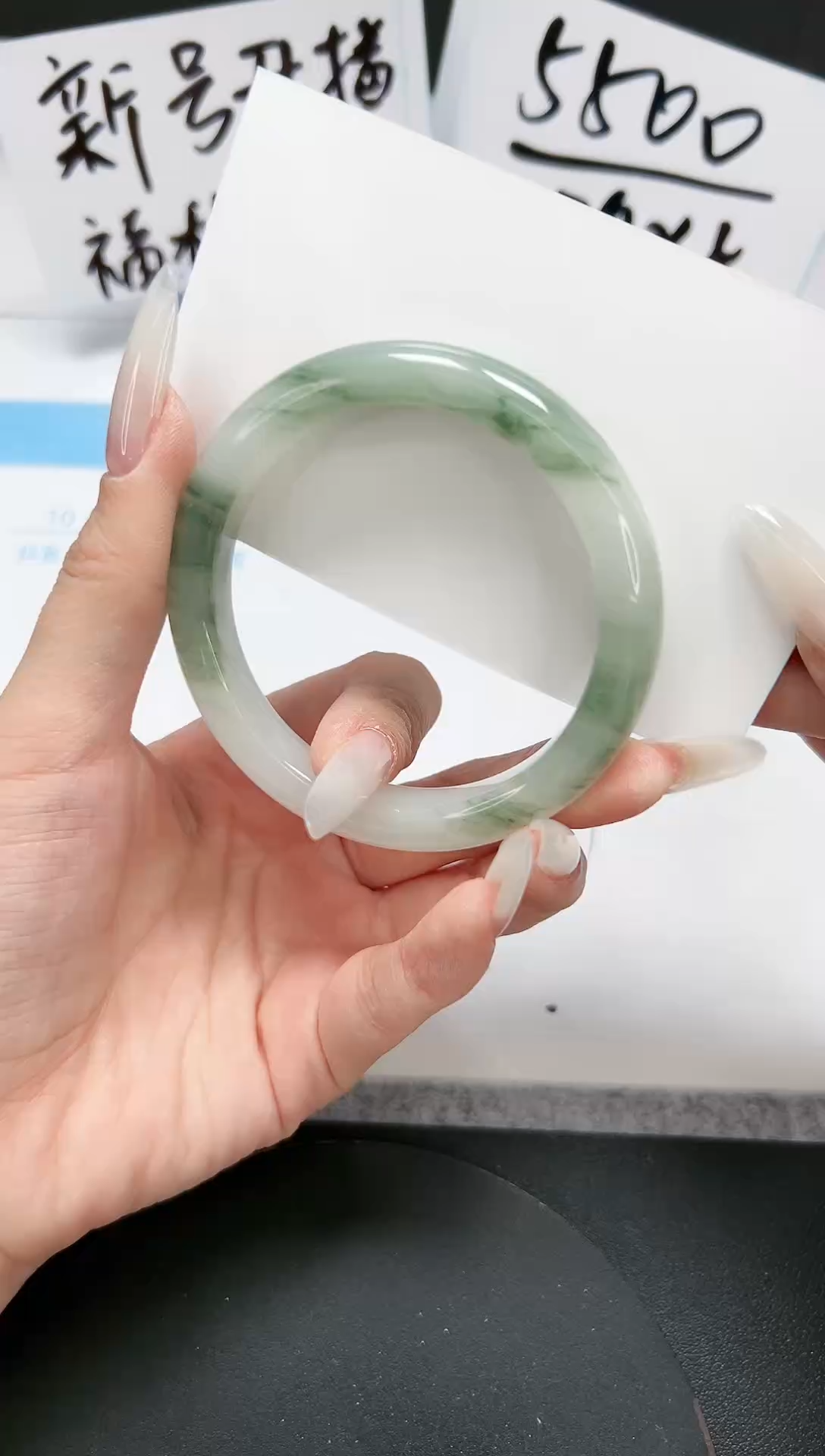 【闪购商品】石英质玉手镯未镶嵌A122-56-57