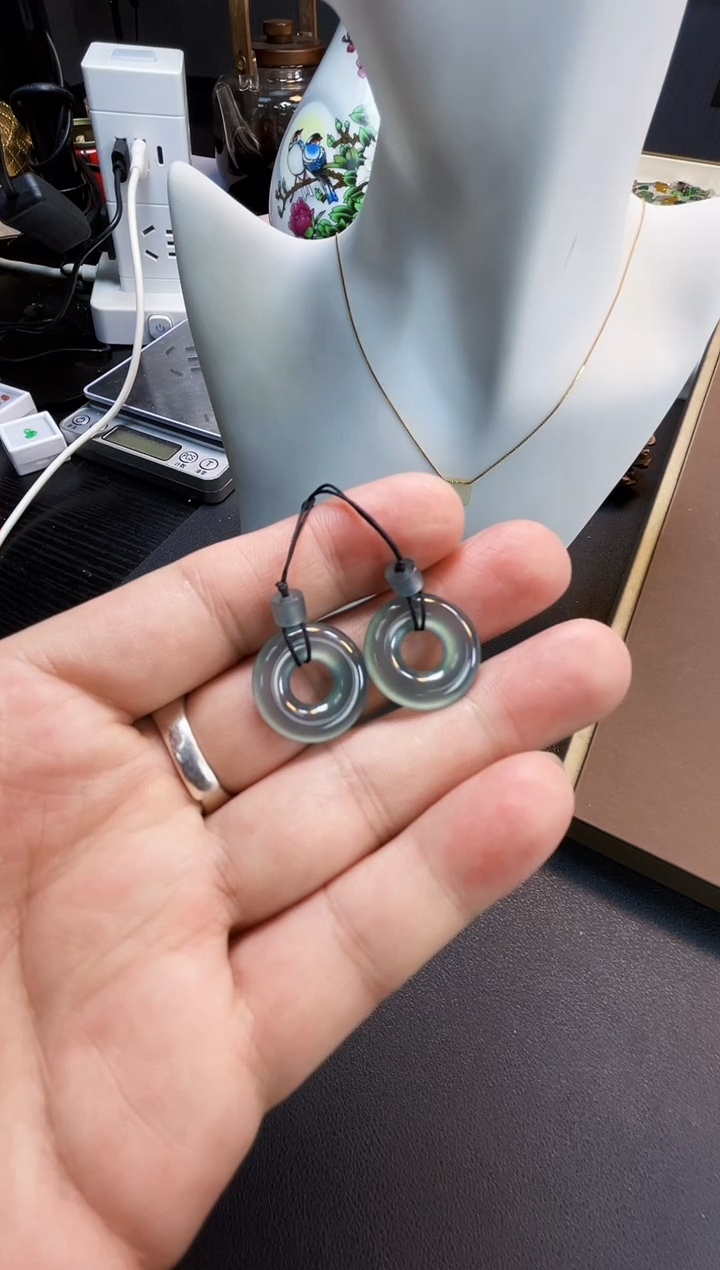 裸石翡翠四****、阿文50蓝水甜甜圈18.4*4.2