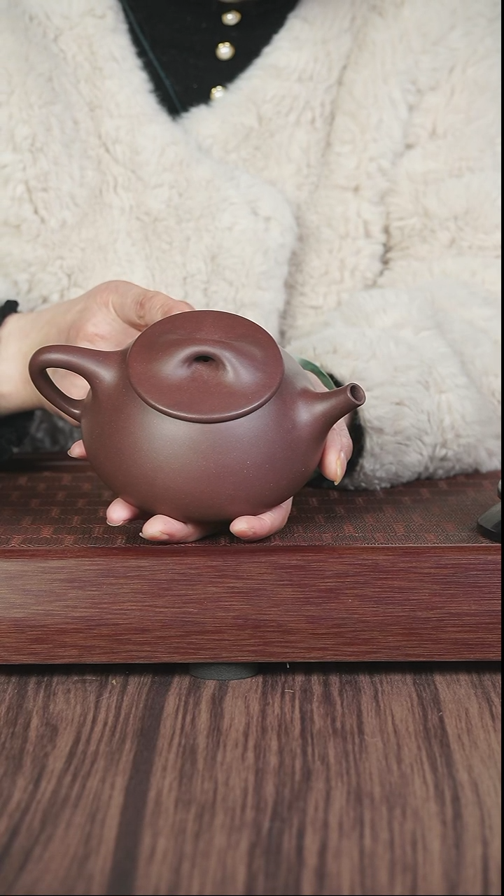 【闪购商品】紫砂茶壶ly  紫泥  景舟石瓢  350cc