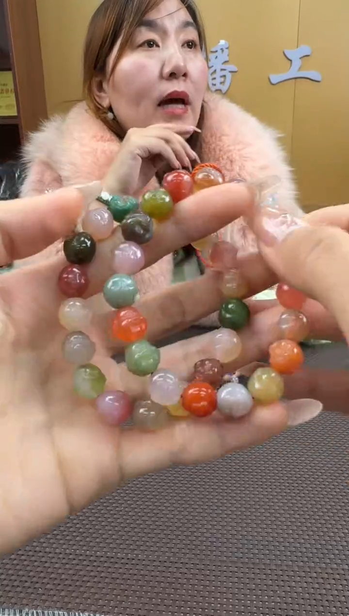 【闪购商品】玛瑙/玉髓手串未镶嵌9-10多样性，发一