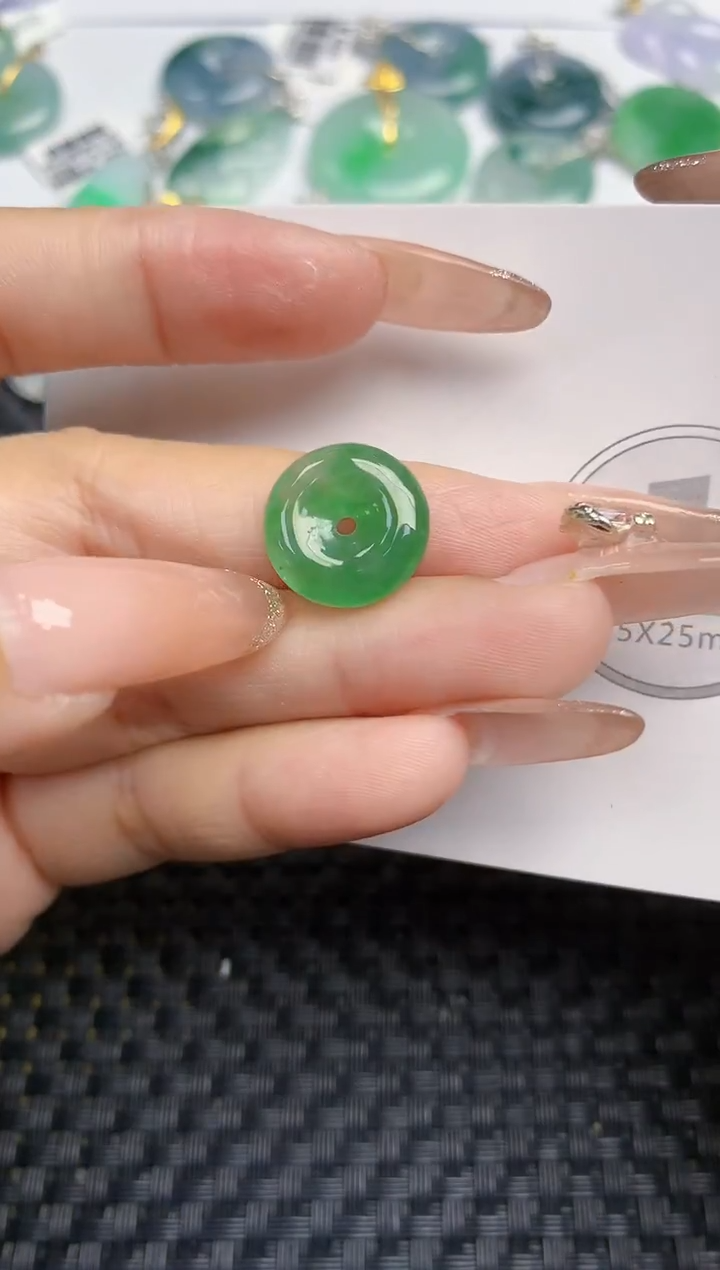 颈饰未镶嵌翡翠天然缅甸A货翡翠百元以上9元证书费自理