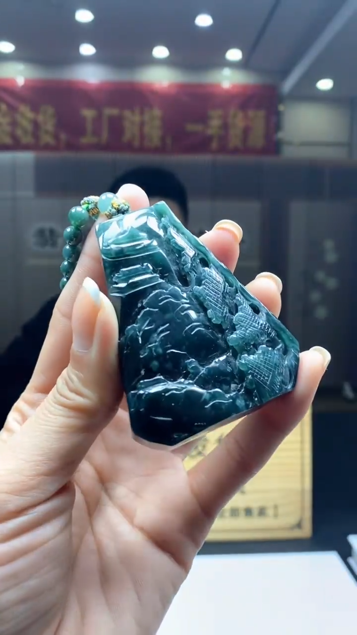 【闪购商品】翡翠颈饰未镶嵌********629