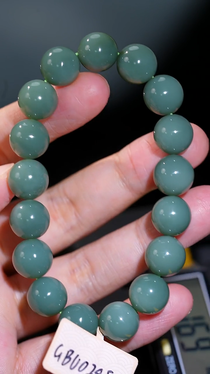 未镶嵌手串和田玉20多样性发一