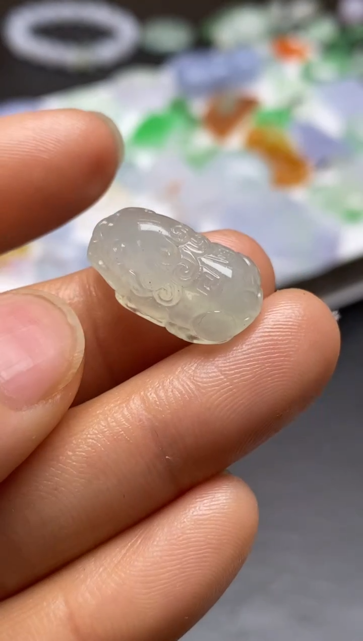 【闪购商品】定制翡翠未镶嵌翡翠毛货~