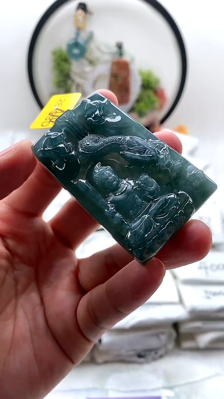 颈饰未镶嵌翡翠不动明王