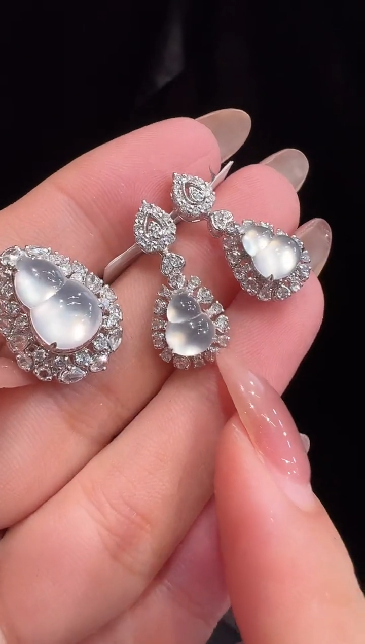 翡翠未镶嵌耳饰耳饰