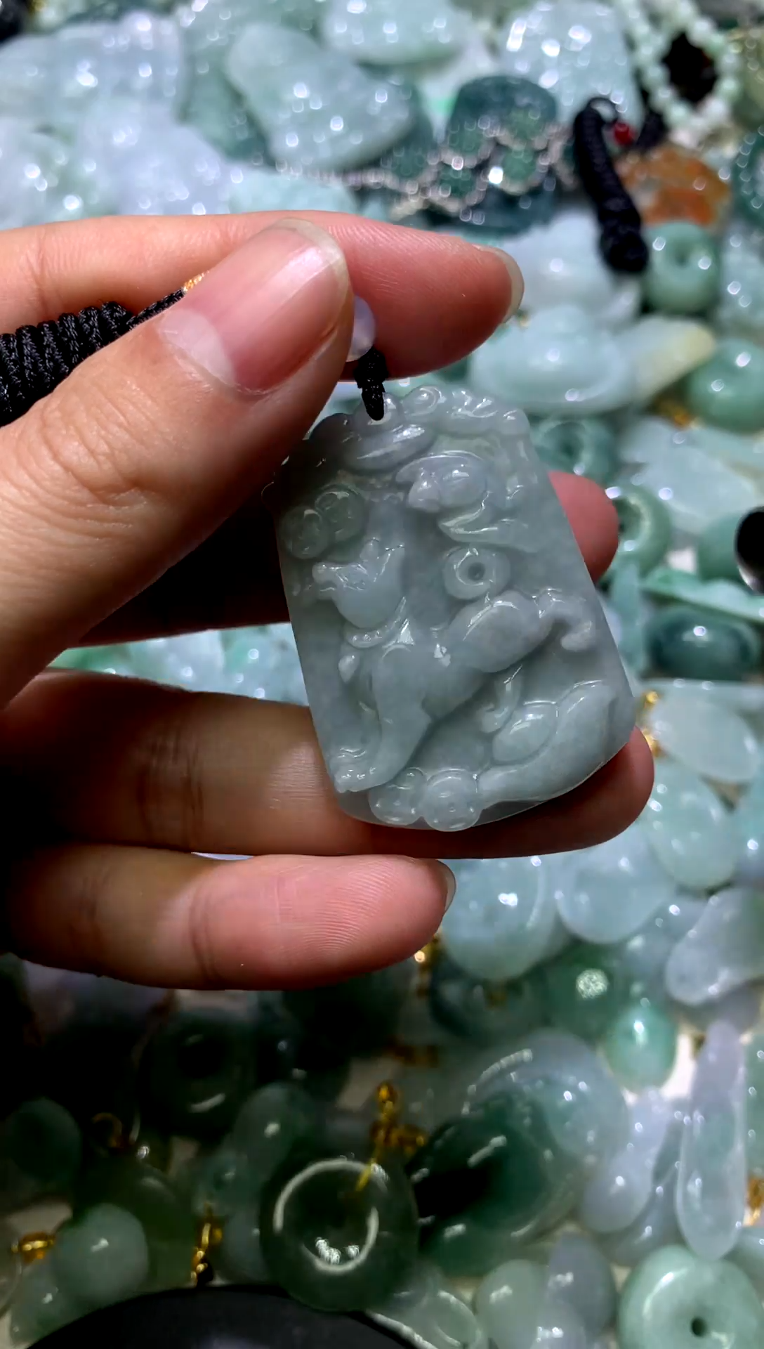 颈饰未镶嵌翡翠1