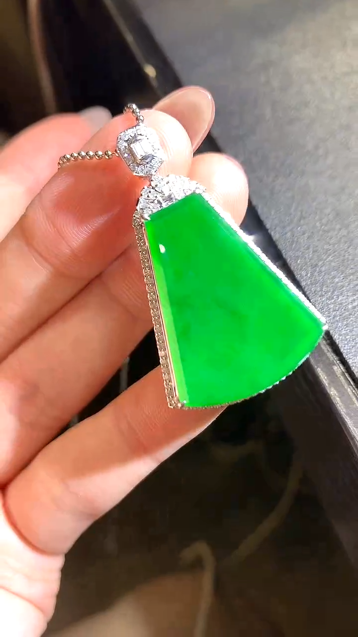 【闪购商品】翡翠吊坠(不含链)18K金镶嵌123-无事牌（多样性发货一件