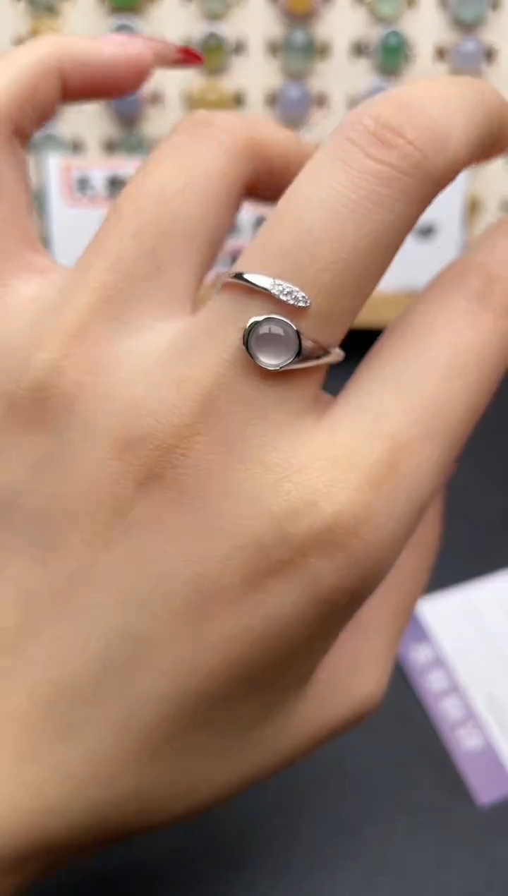 【闪购商品】翡翠戒指银S925镶嵌一物一证一礼盒