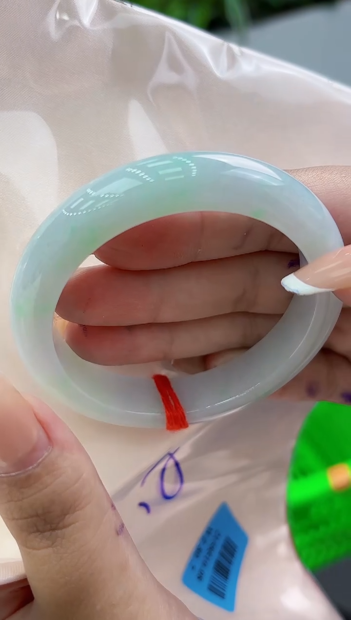 【闪购商品】翡翠手镯未镶嵌翡翠手镯