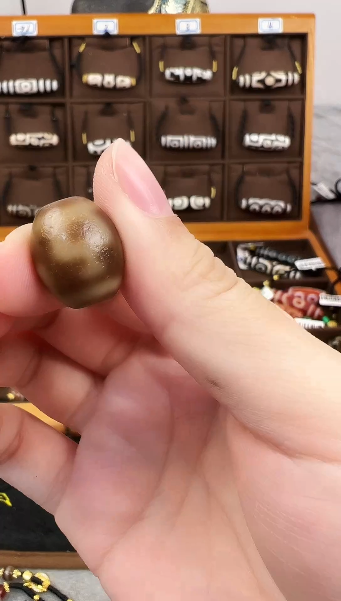 玛瑙/玉髓（覆膜）颈饰合金118.（微瑕）