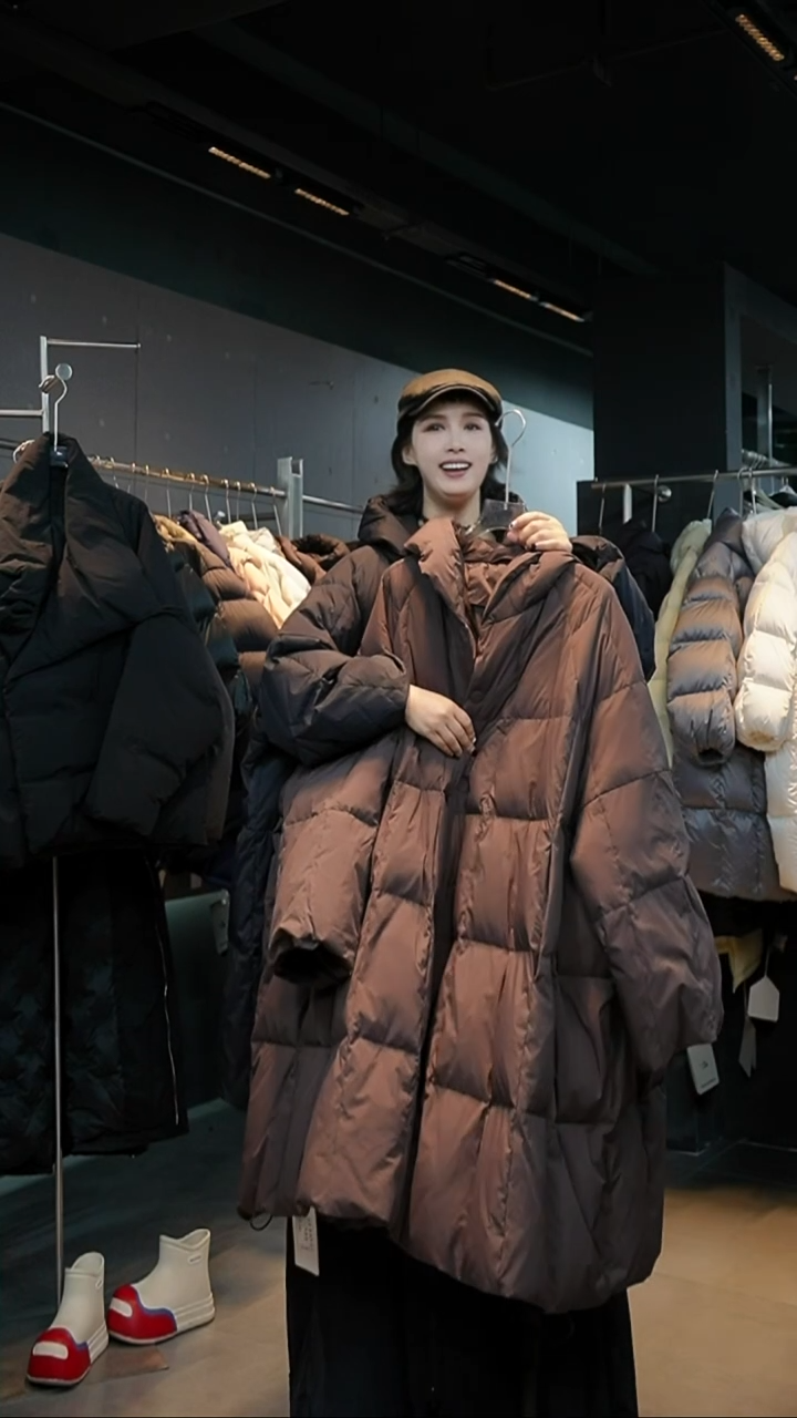 咖色羽绒咖色羽绒