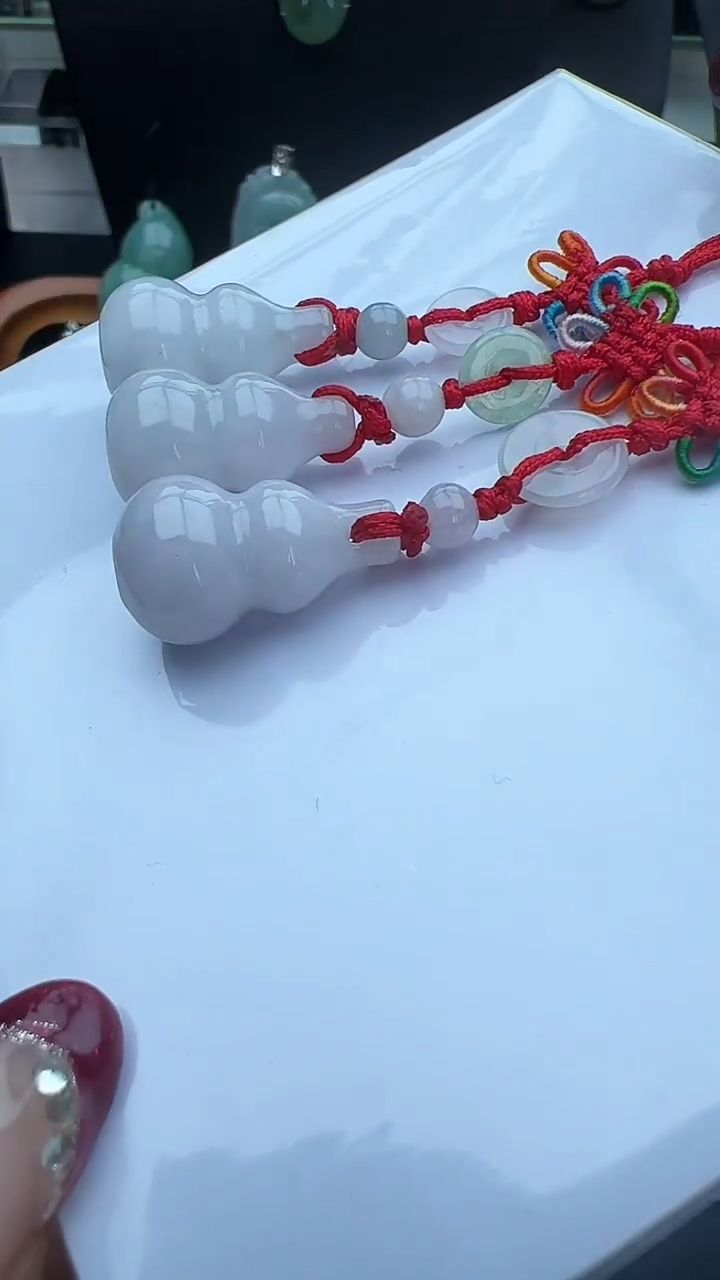 【闪购商品】翡翠挂件未镶嵌葫芦多样性发其一
